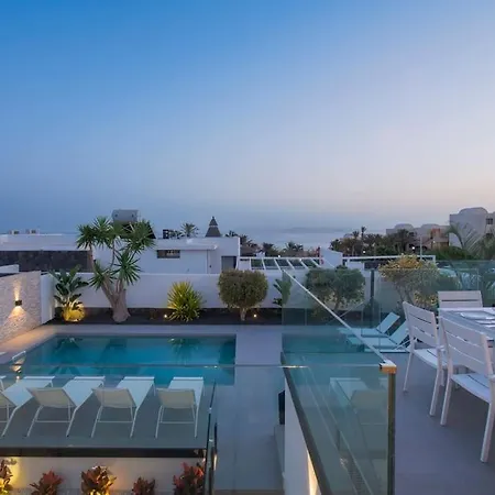 Villa Sunset Sights By Buenavilla *
