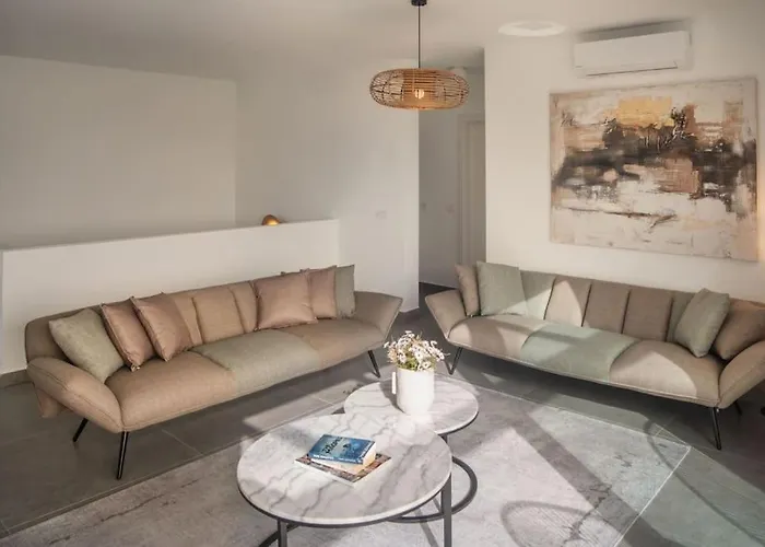 Villa Sunset Sights By Buenavilla *