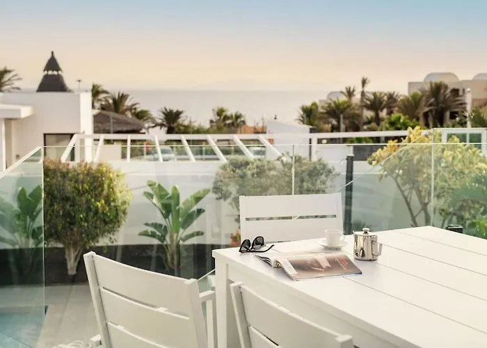 Sunset Sights By Buenavilla * 普拉亚布兰卡