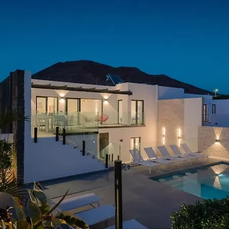 Sunset Sights By Buenavilla * פלאיה בלנקה