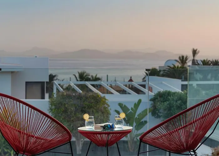 Sunset Sights By Buenavilla וילה *